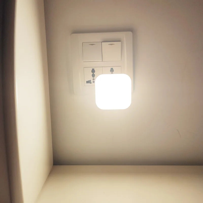 Night Light With EU Plug Smart Motion Sensor LED Night Lamp Motion Sensor Light Home Staircase Closet Aisle WC Bedside Lamp  A7