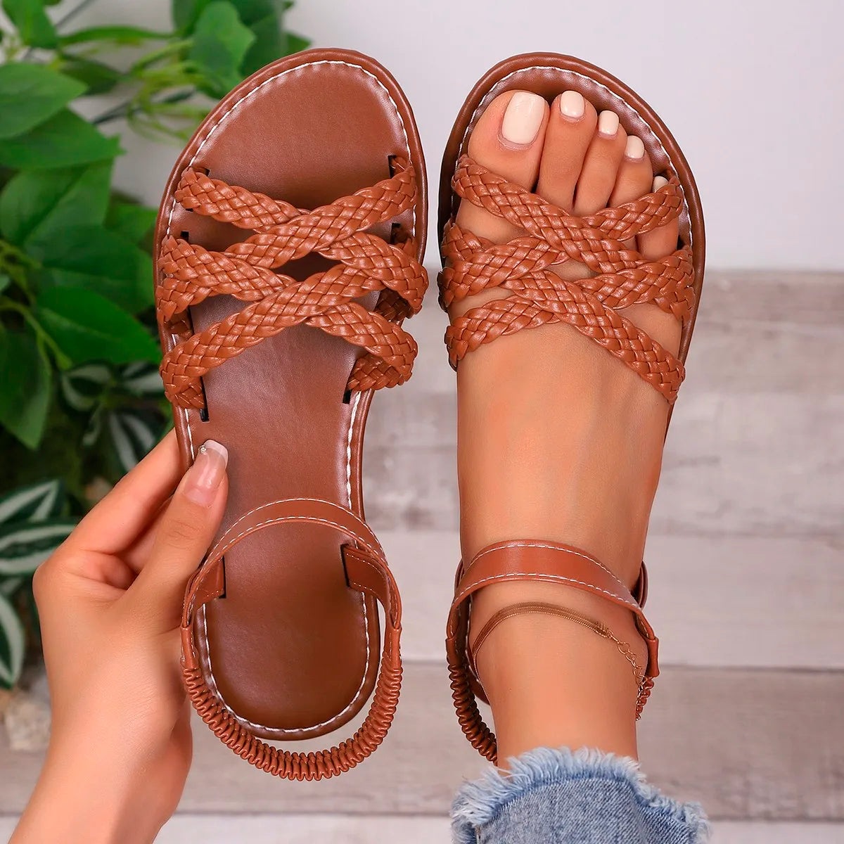 Shoes for Women 2026 Summer New Women Flat Sandals Bottom Roman Strap Sandals with Non Slip Rubber Soles Ladies Daily Sandalia