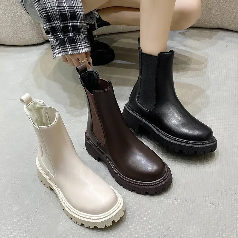 2024 New Thick-soled Women Winter Comfortable Shoes Women Elegant Autumn Fashion Thick-soled Short Boots Outdoor Shoes for Women