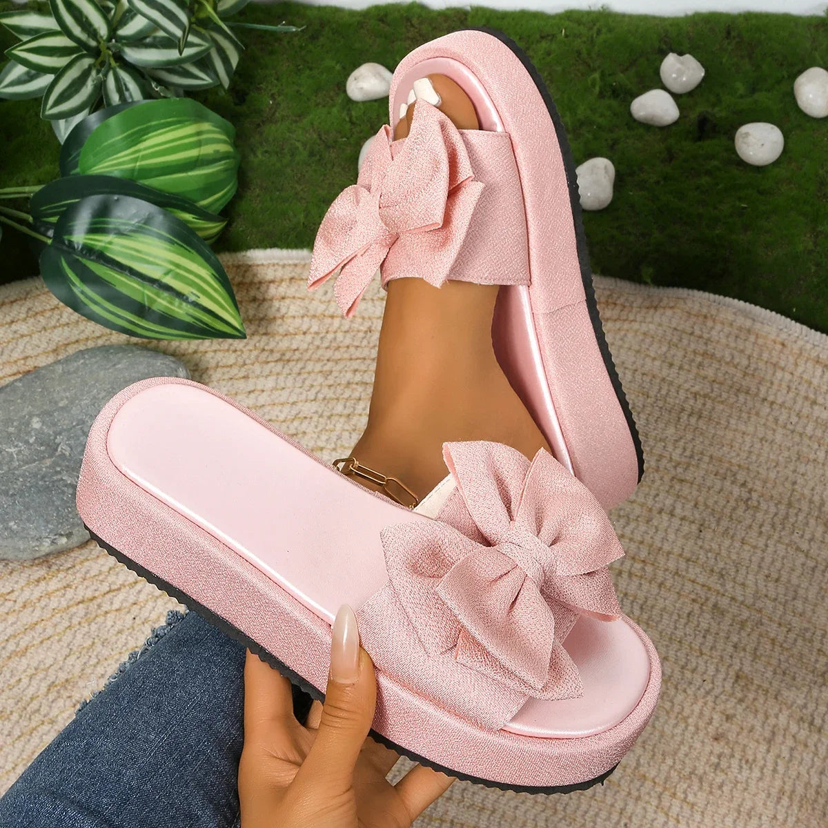 Women Slippers New Wedge Platform Sandals Beach Casual Slippers Lightweight Fashion Outdoor Flat Women Shoes Home Slides Women