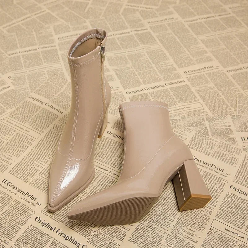 Women's shoes 2025 new pointed toe thick heel small short boots women's autumn and winter high heels French ankle boots