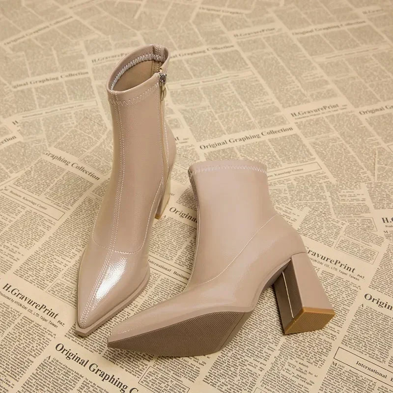 Women's shoes 2025 new pointed toe thick heel small short boots women's autumn and winter high heels French ankle boots