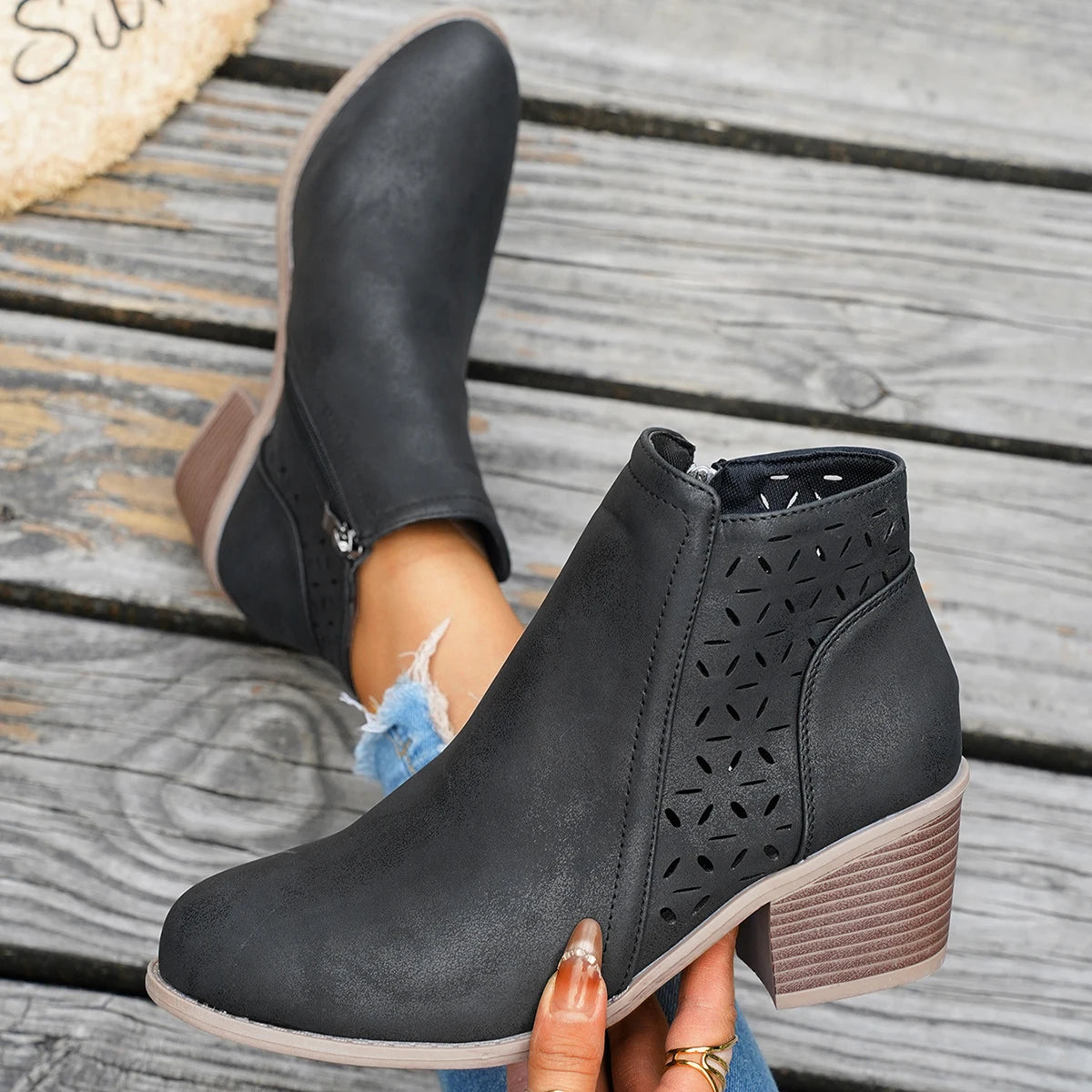 New Women Shoes Retro High Heel Boots Female Slip on Mid Heels Casual Comfortable Western Boots for Women Plus Size